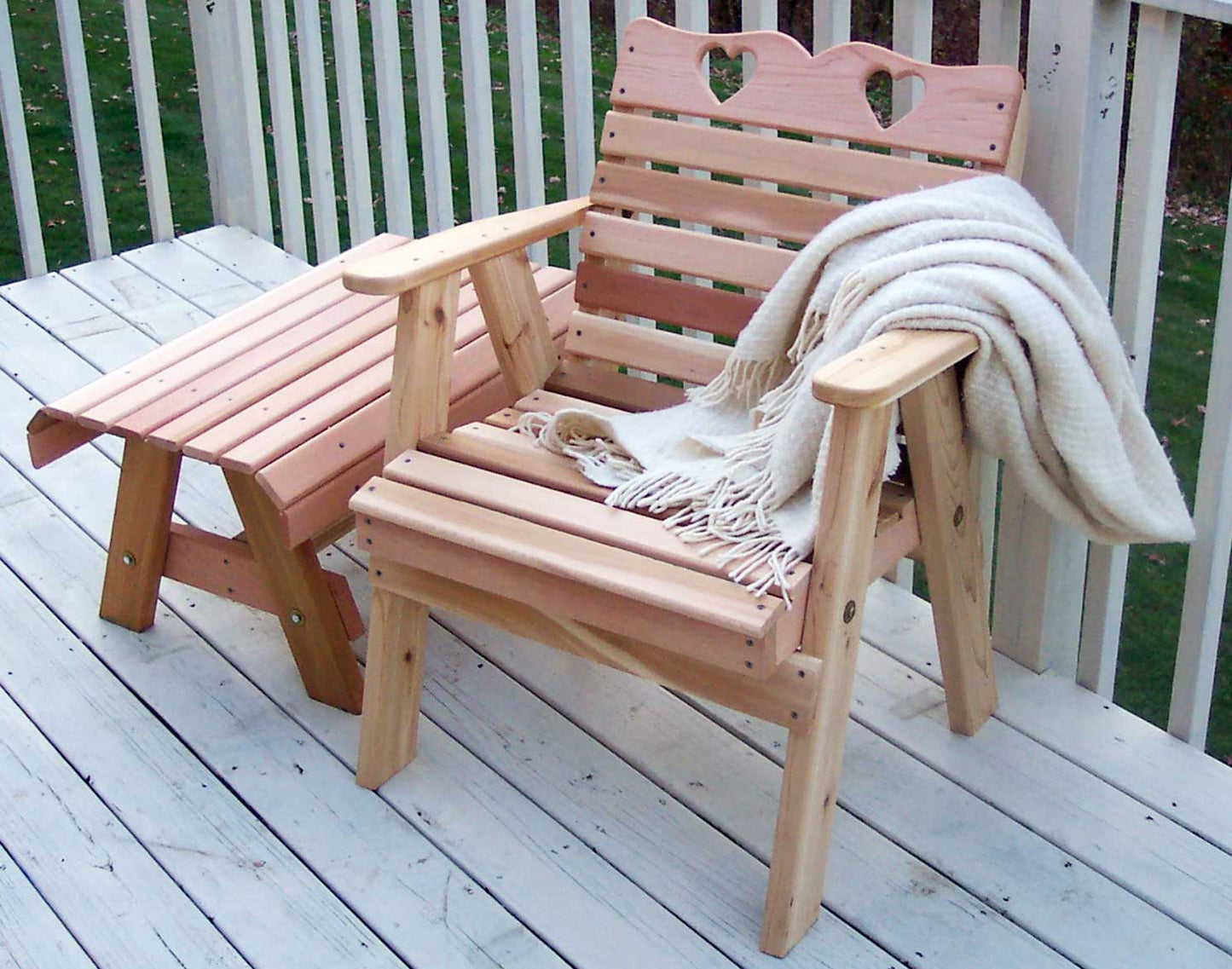 Creekvine Designs Cedar Country Hearts Patio Chair